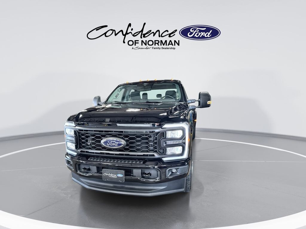 New 2026 Ford Super Duty F-350 XL Truck Crew Cab