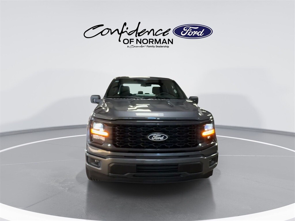 2025 Ford F-150 STX photo 3