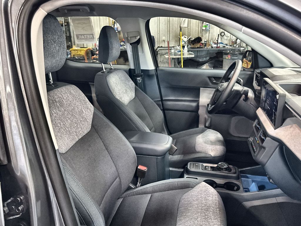 2025 Ford Maverick XLT - Photo 29