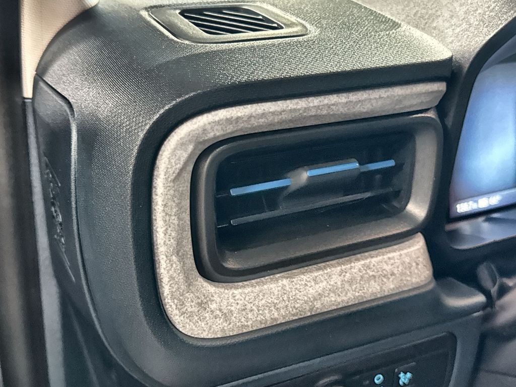 2025 Ford Maverick XLT - Photo 15