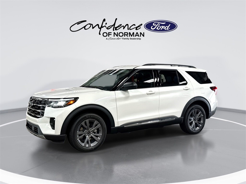 2025 Ford Explorer photo 4