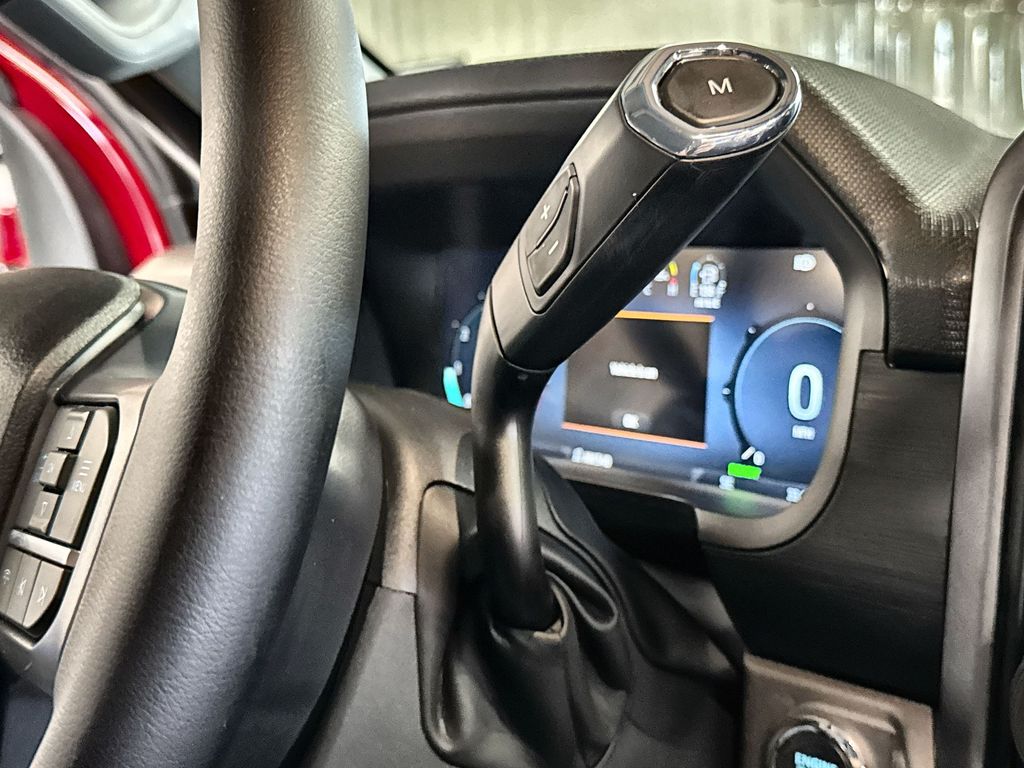 2025 Ford F-150 XLT - Photo 24