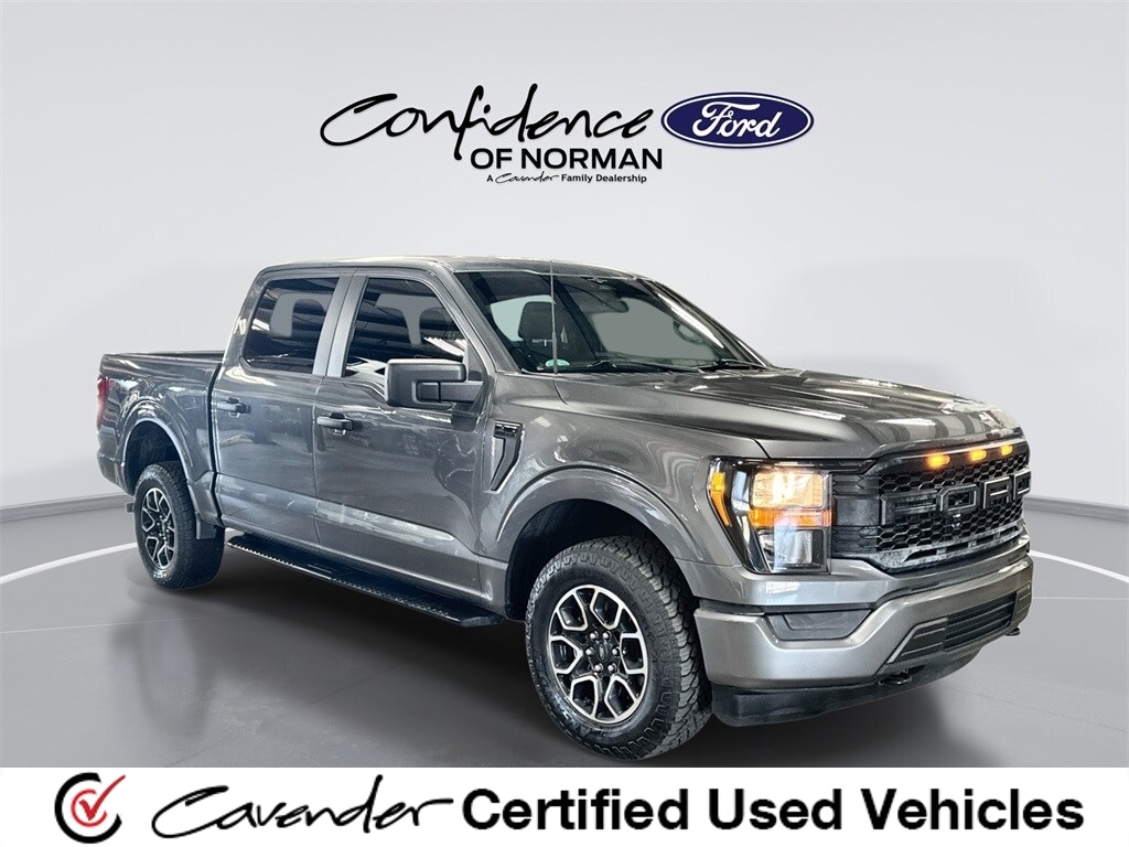 2023 Ford F-150 XL's photo