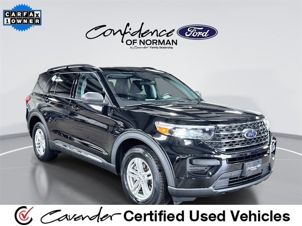 2022 Ford Explorer XLT's photo