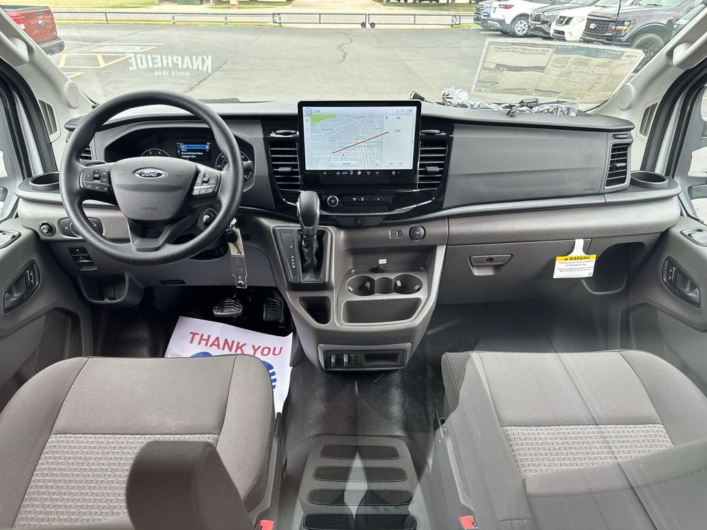 2025 Ford Transit Cutaway Base - Photo 26