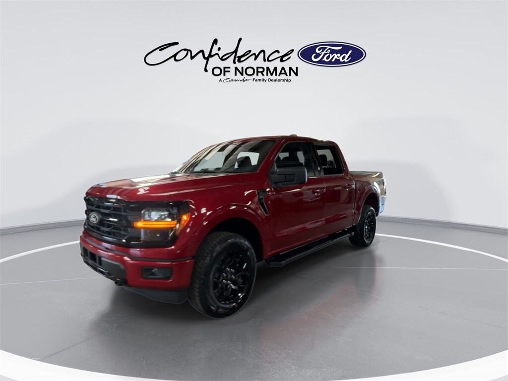 2025 Ford F-150 XLT photo 3