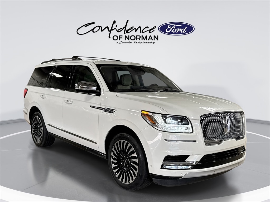 2020 Lincoln Navigator Black Label's photo