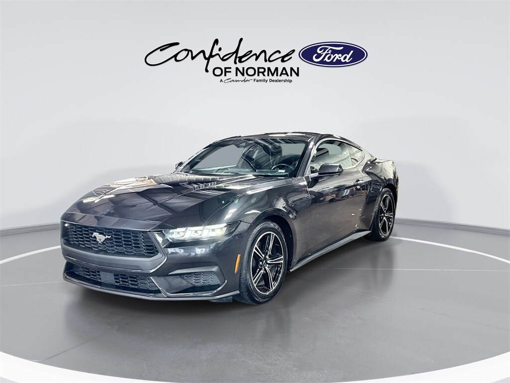 2024 Ford Mustang EcoBoost photo 3
