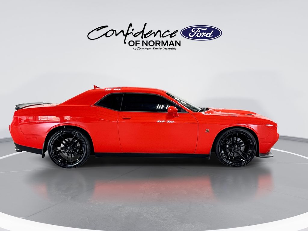 2023 Dodge Challenger R/T - Photo 10