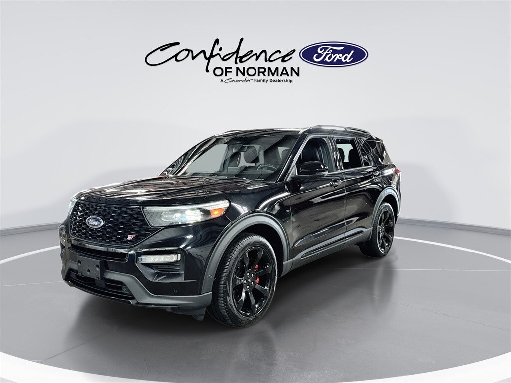 2022 Ford Explorer ST photo 3