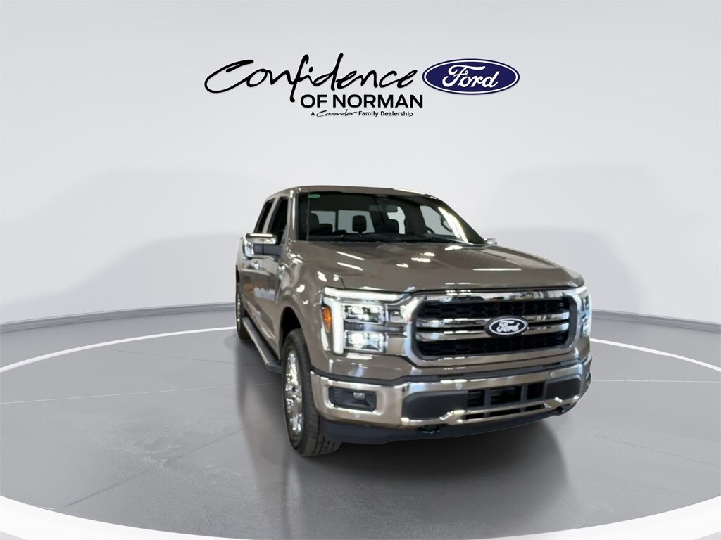 2025 Ford F-150 Lariat photo 3