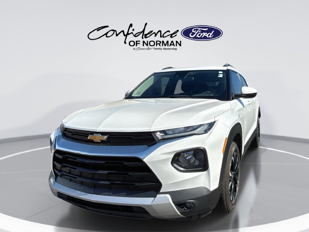 Summit White 2023 Chevrolet Trailblazer SUV / Crossover Front-Wheel Drive Continuously Variable Transmission