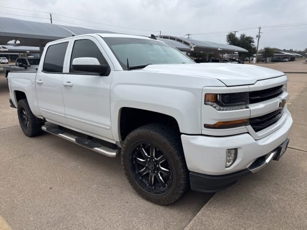 Used 2018 Chevrolet Silverado 1500 LT Truck