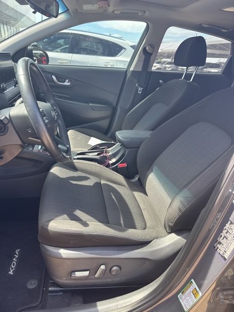 2023 Hyundai Kona SEL - Photo 6
