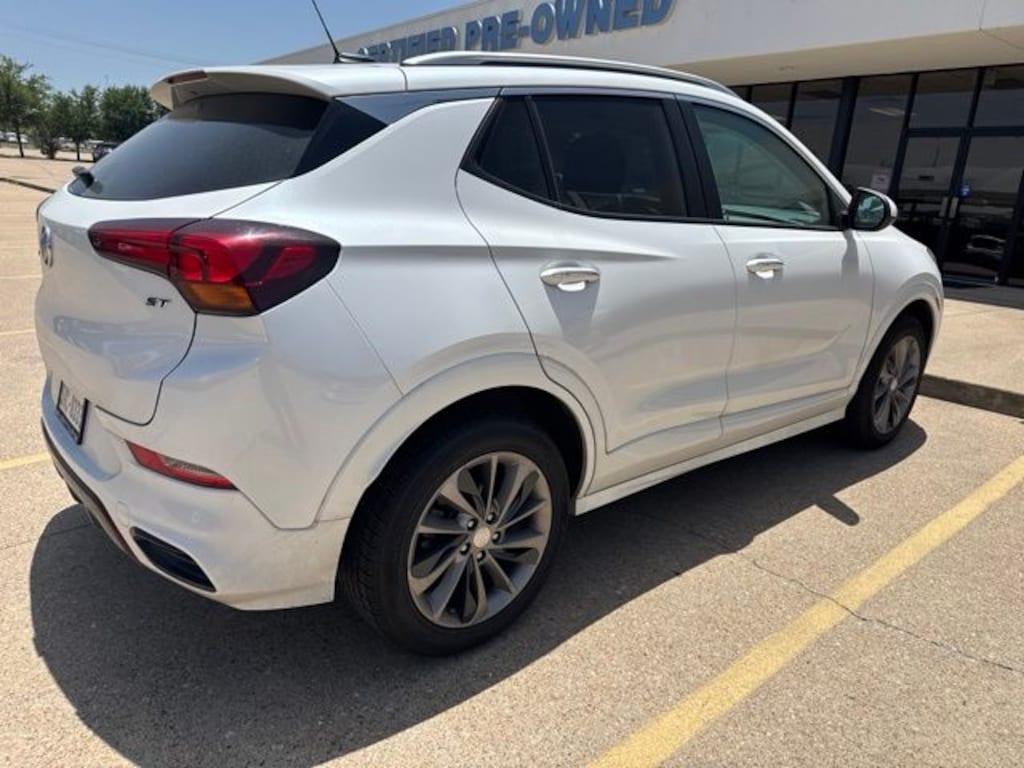 Used 2023 Buick Encore GX Select SUV