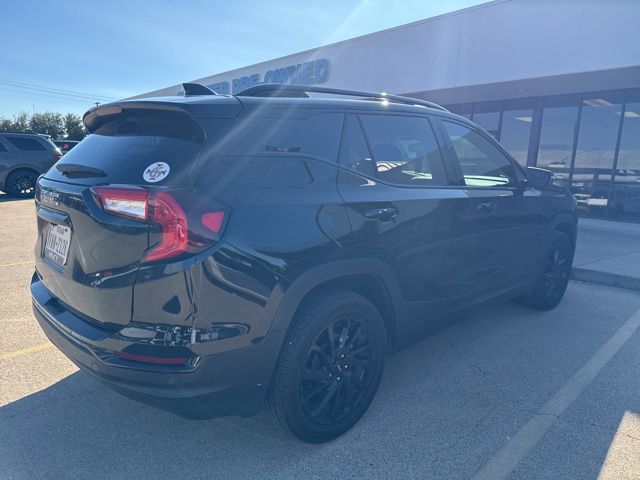 2024 Gmc Terrain SLT photo 3