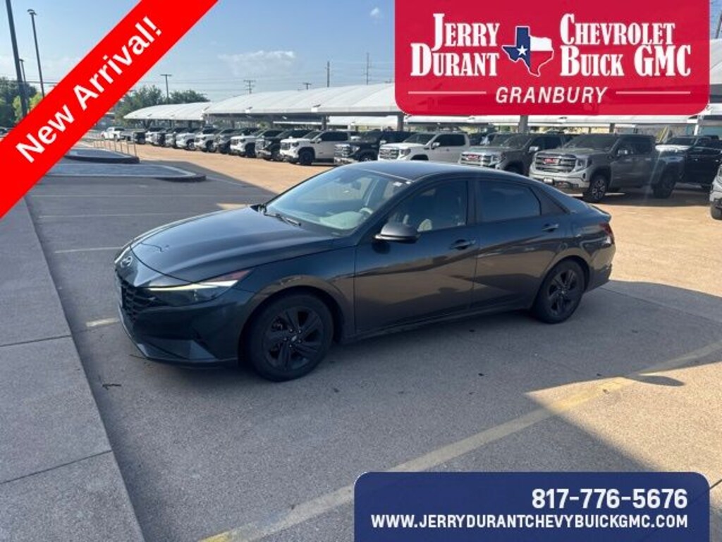 Used 2023 Hyundai Elantra SEL Sedan