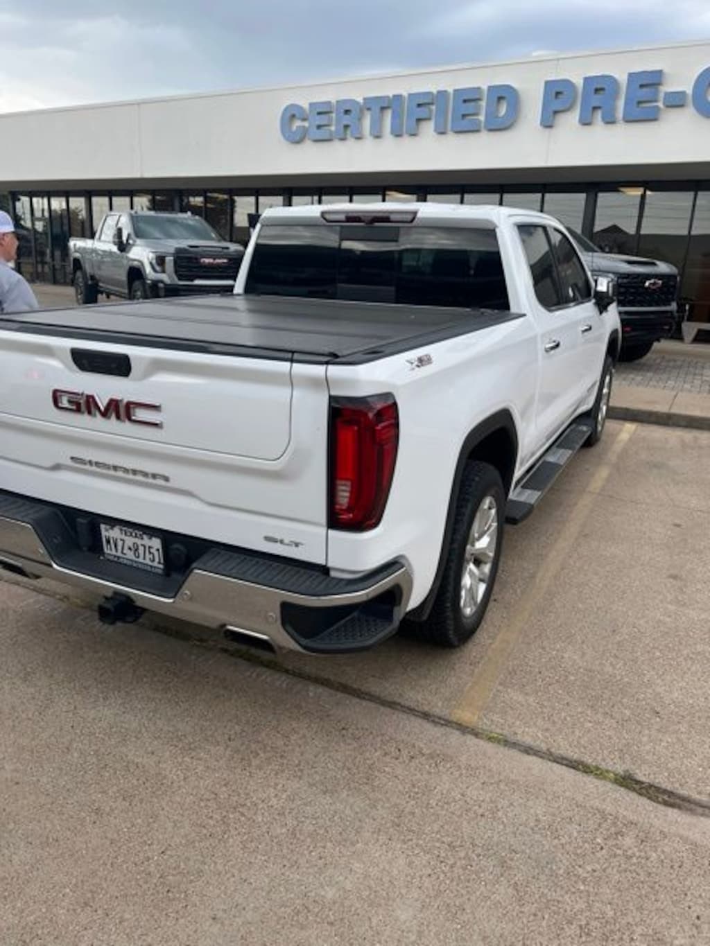 Used 2020 GMC Sierra 1500 SLT Truck