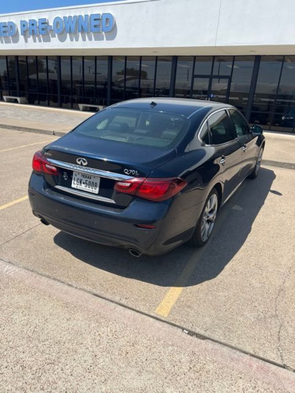 Used 2015 INFINITI Q70L 3.7 Sedan