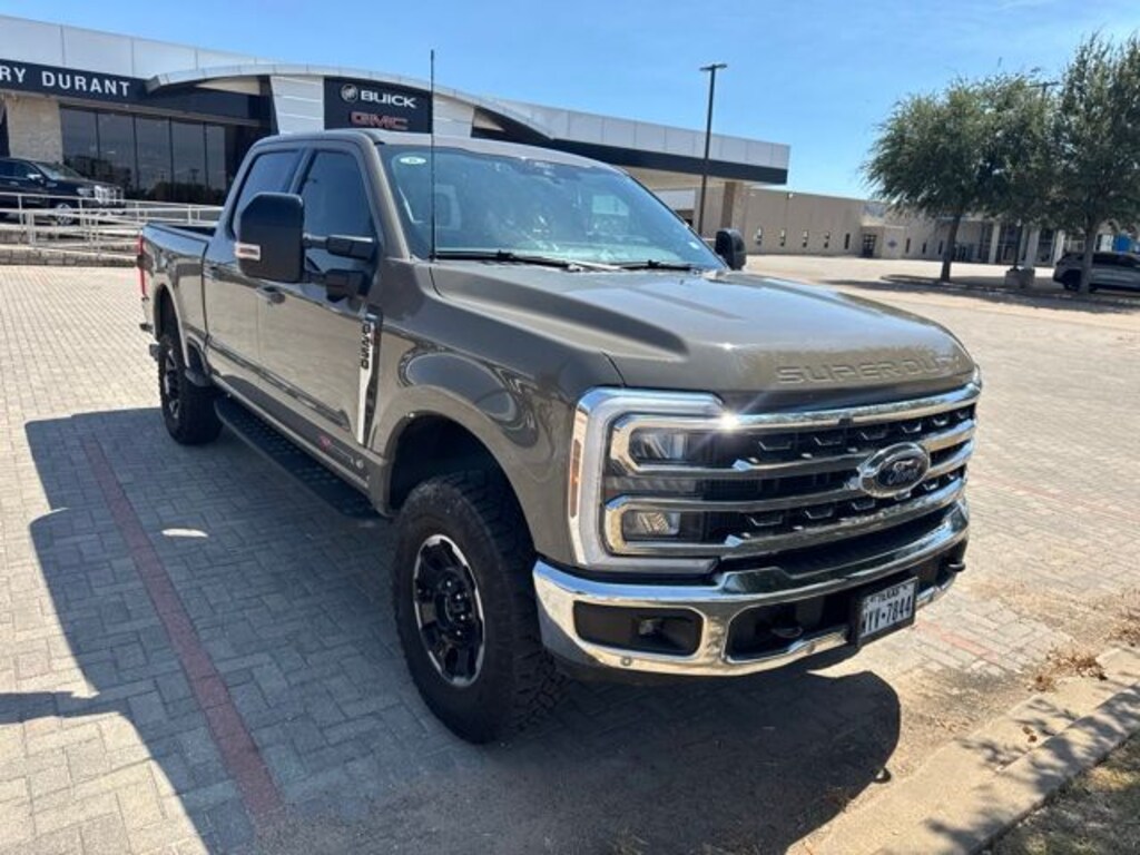 Used 2026 Ford F-250SD Lariat Truck