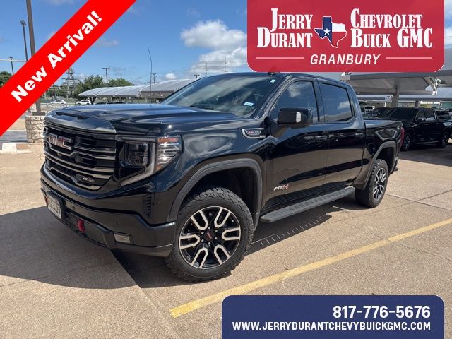 2022 GMC Sierra 4WD Crew Cab Standard Box AT4's photo