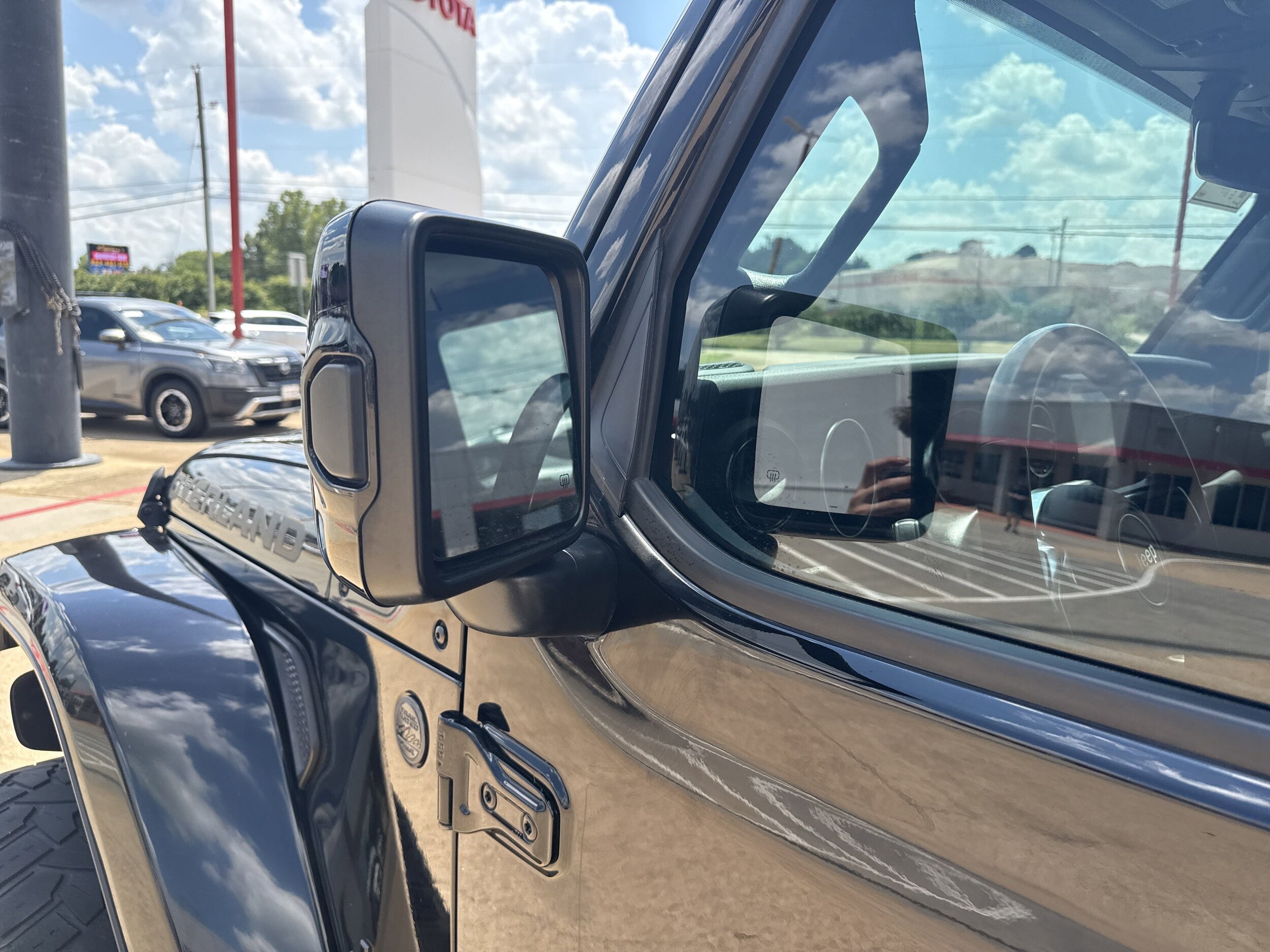 2021 Jeep Gladiator High Altitude photo 4