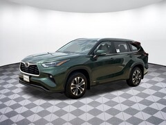 2025 Toyota Highlander Hybrid XLE SUV