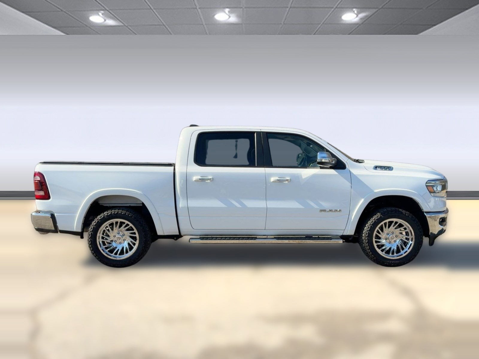 2021 RAM Ram 1500 Pickup Laramie - Photo 7