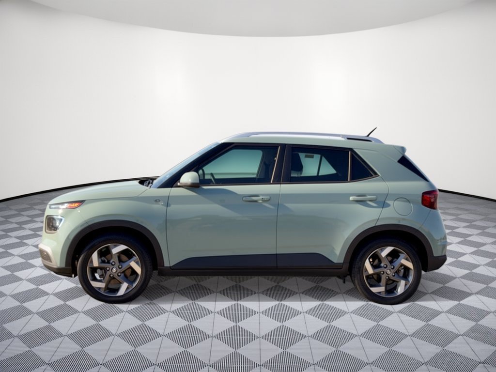 Used 2025 Hyundai Venue SEL SUV