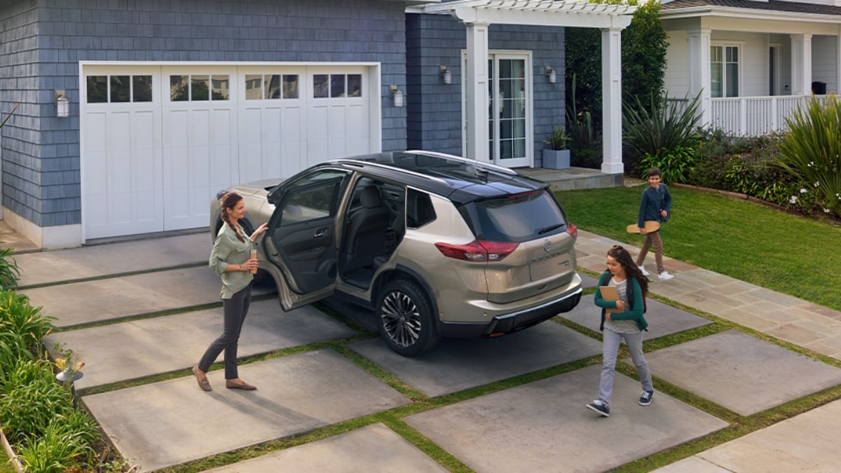 2026 Nissan Rogue Exterior