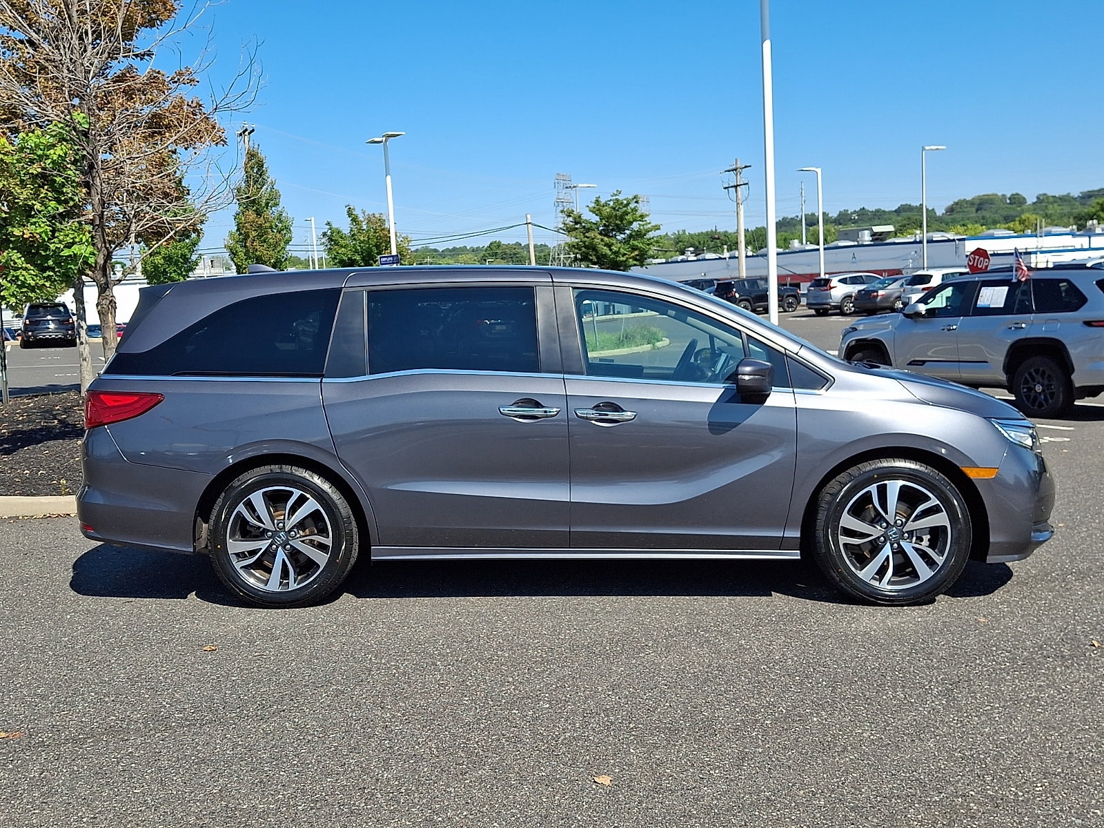 2024 Honda Odyssey Touring - Photo 7