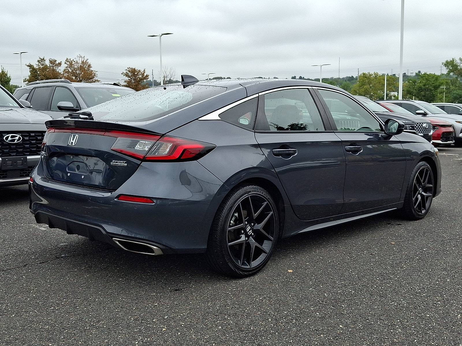 2024 Honda Civic Hatchback Sport Touring - Photo 6