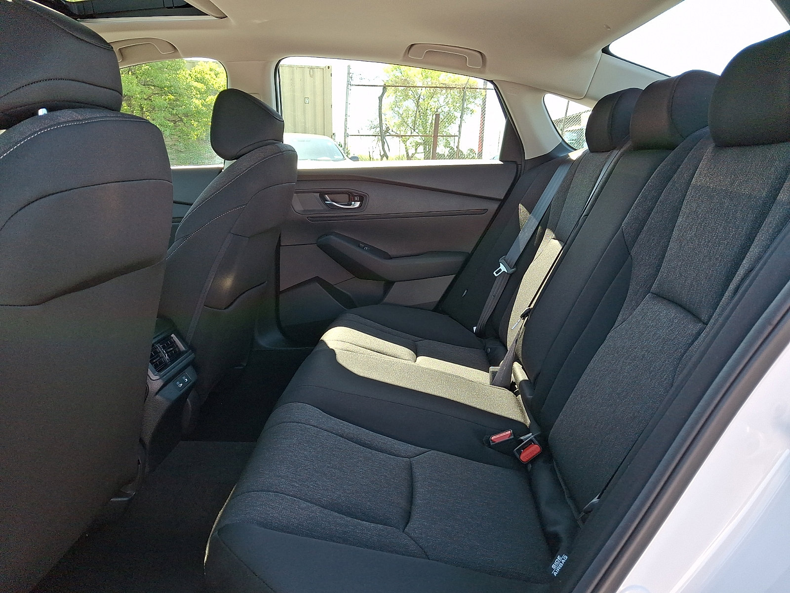2025 Honda Accord SE - Photo 10