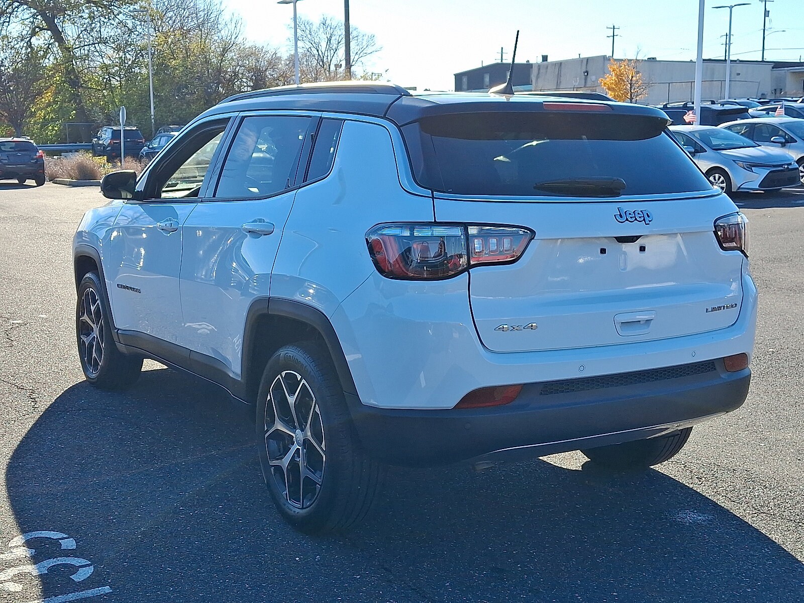 2024 Jeep Compass Limited photo 4