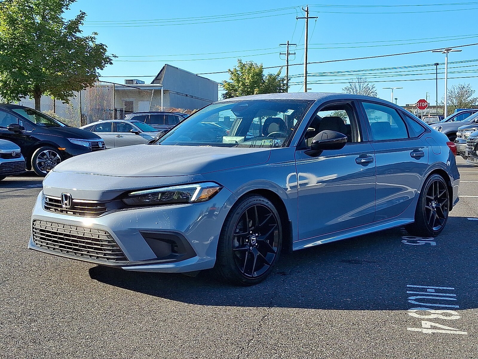 2022 Honda Civic Sport photo 2