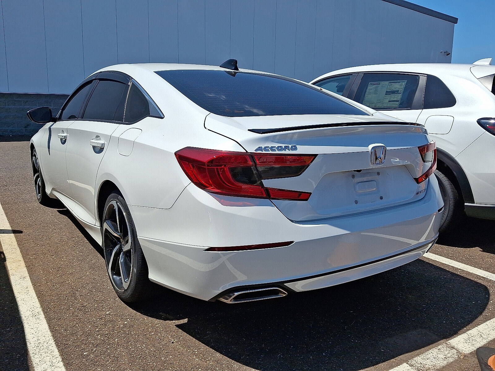 2022 Honda Accord Sport 1.5T photo 3