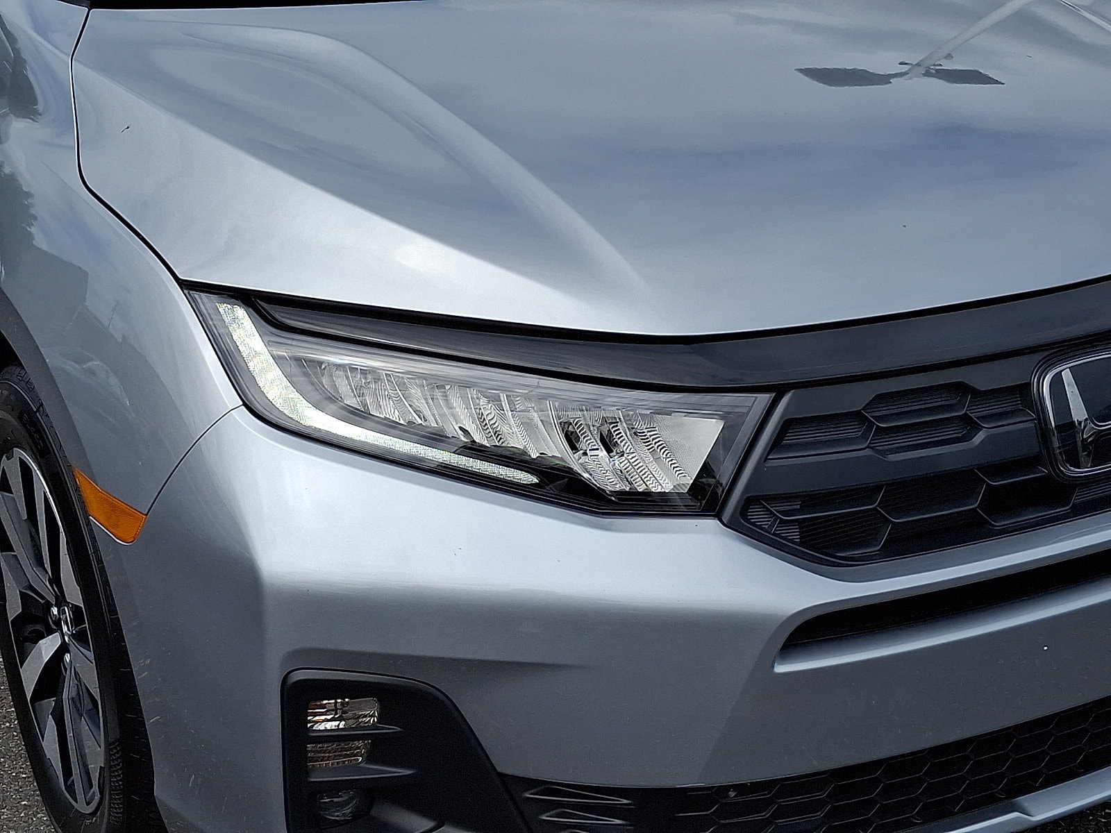 2026 Honda Odyssey EX-L - Photo 9