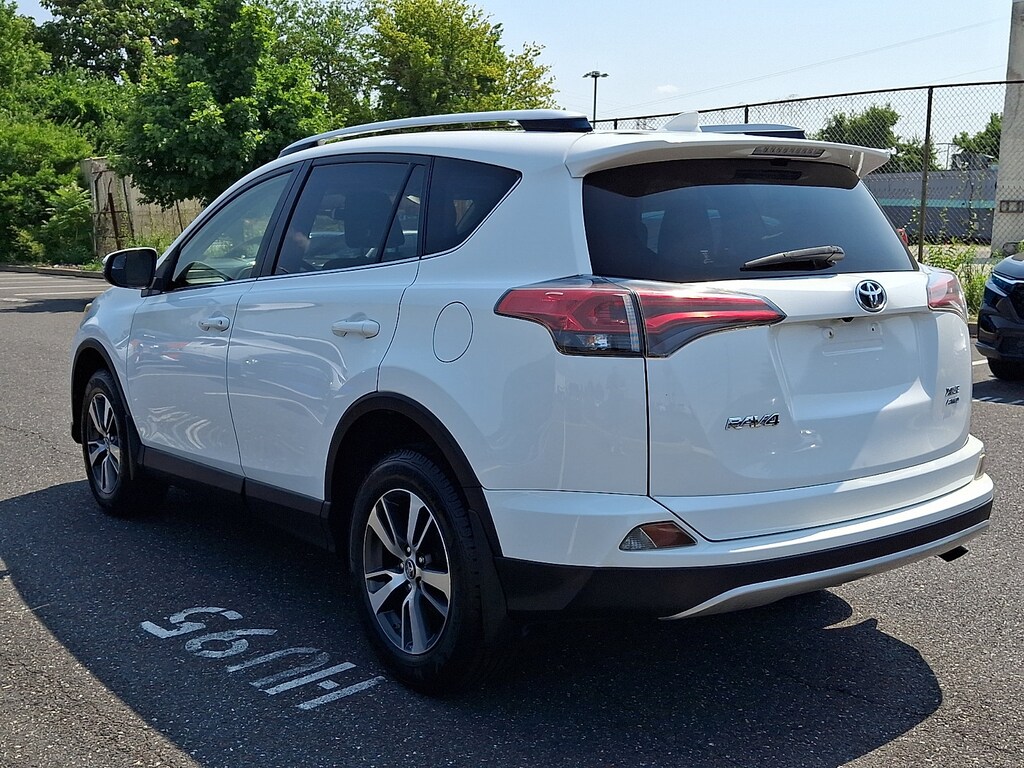 Used 2016 Toyota RAV4 XLE SUV