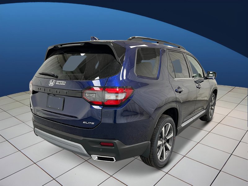 2025 Honda Pilot Touring photo 3