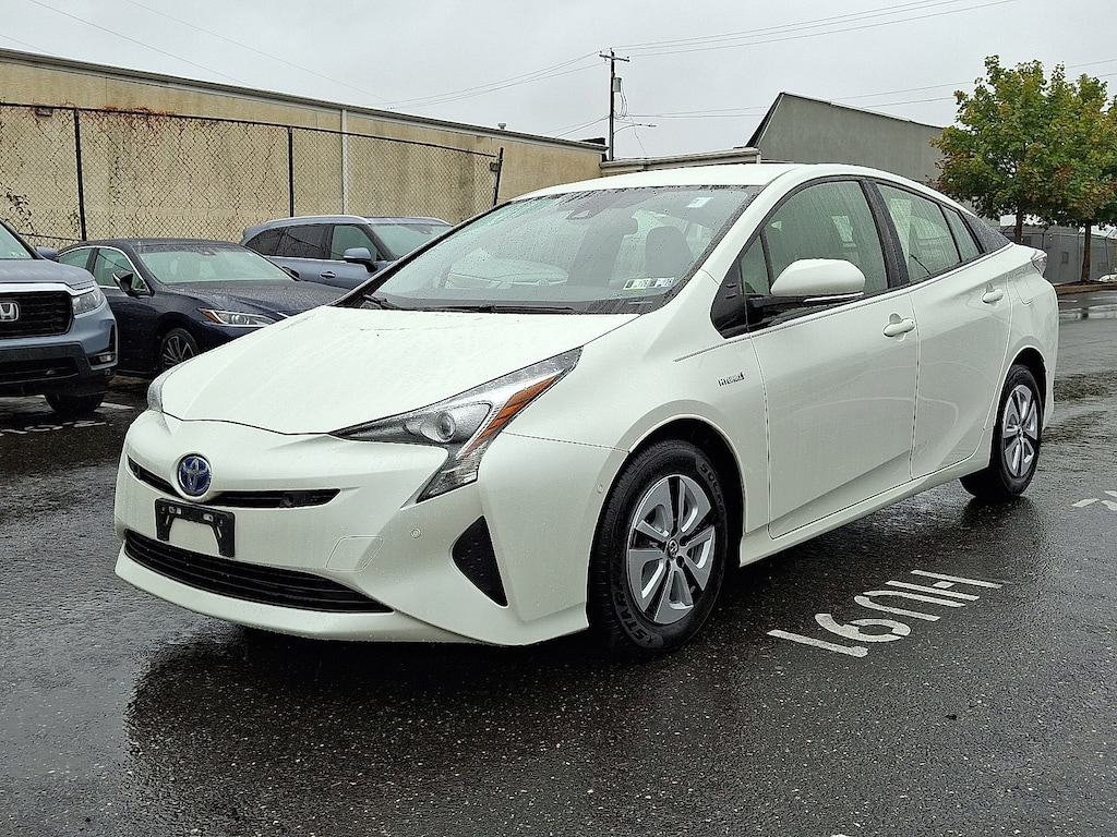 Used 2018 Toyota Prius Two Hatchback