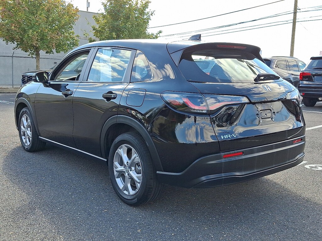 Used 2024 Honda HR-V LX SUV