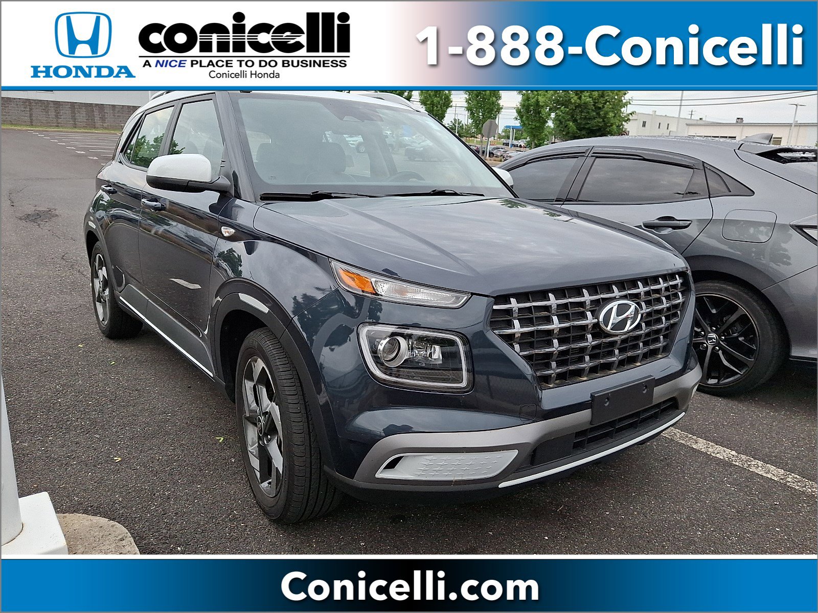 2023 Hyundai Venue Limited IVT's photo