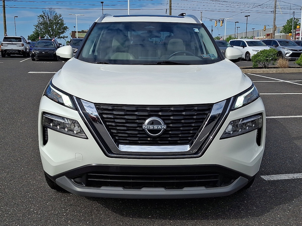 Used 2023 Nissan Rogue SV SUV