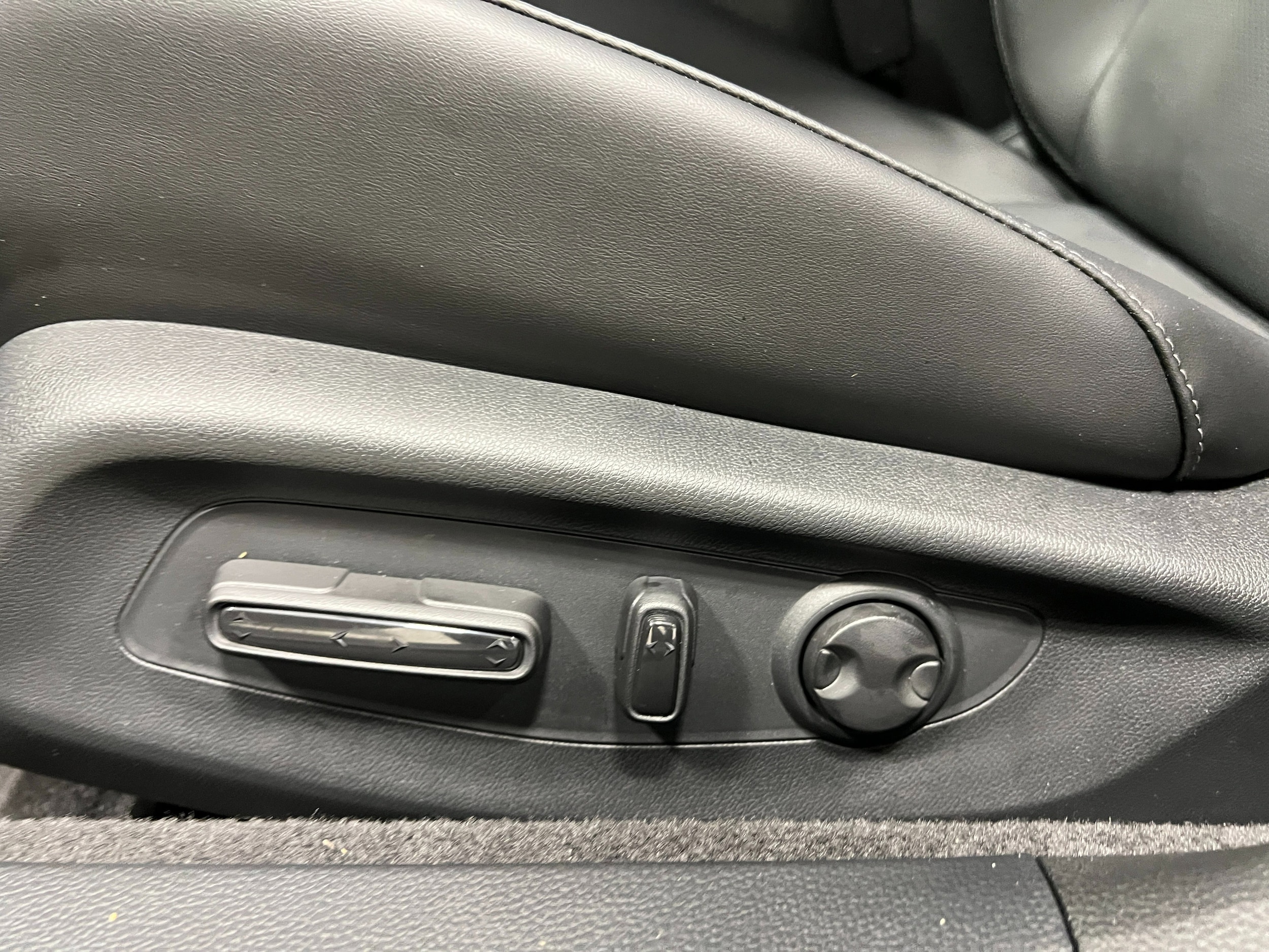 2025 Honda Accord Hybrid Sport-L - Photo 14