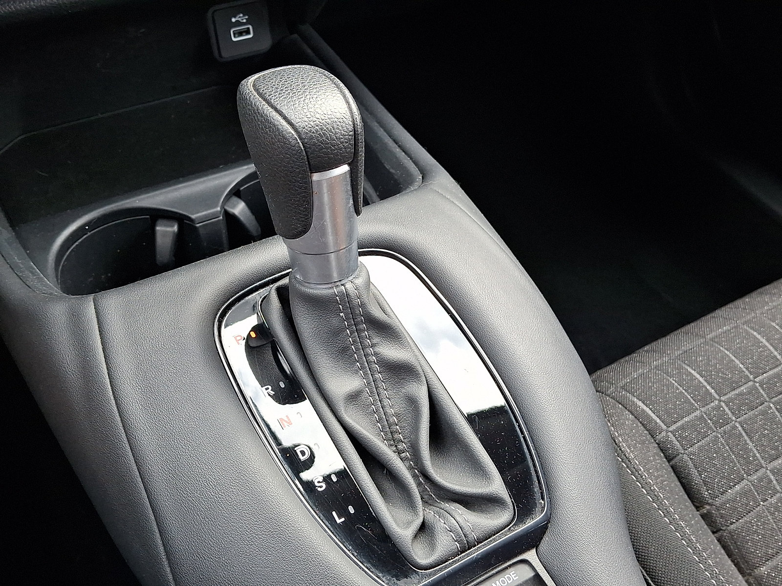 2023 Honda HR-V LX - Photo 14
