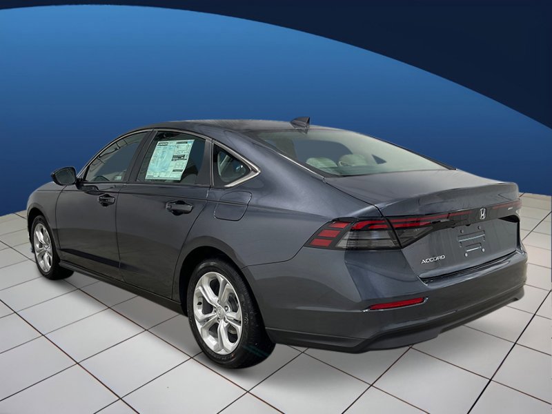 2025 Honda Accord LX photo 3
