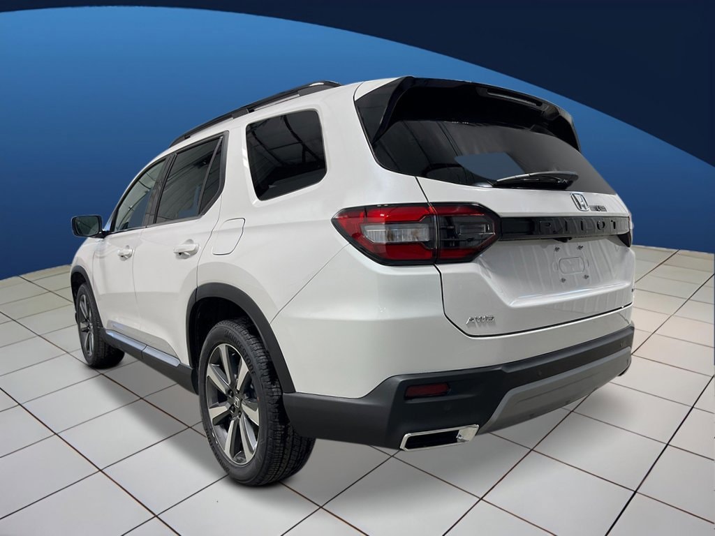 New 2025 Honda Pilot Touring SUV