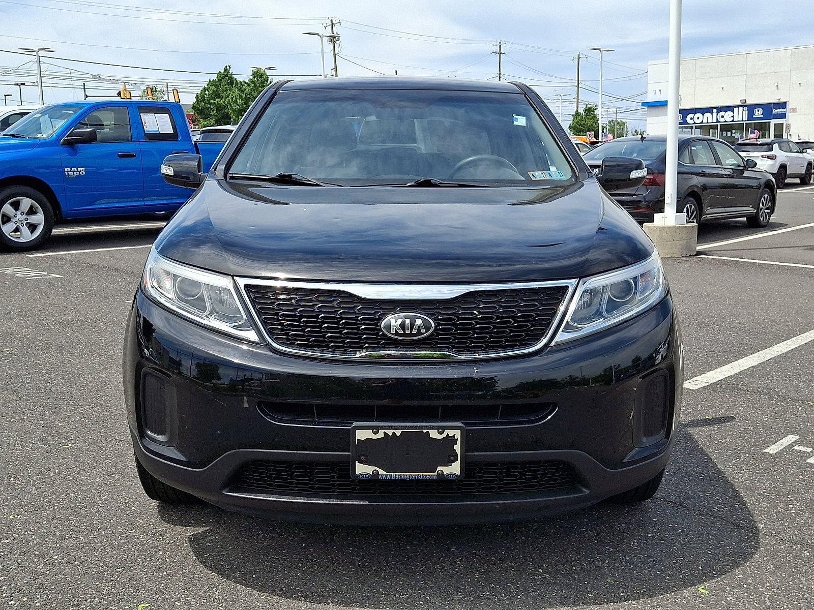 Used 2015 Kia Sorento LX with VIN 5XYKT3A66FG658185 for sale in Conshohocken, PA