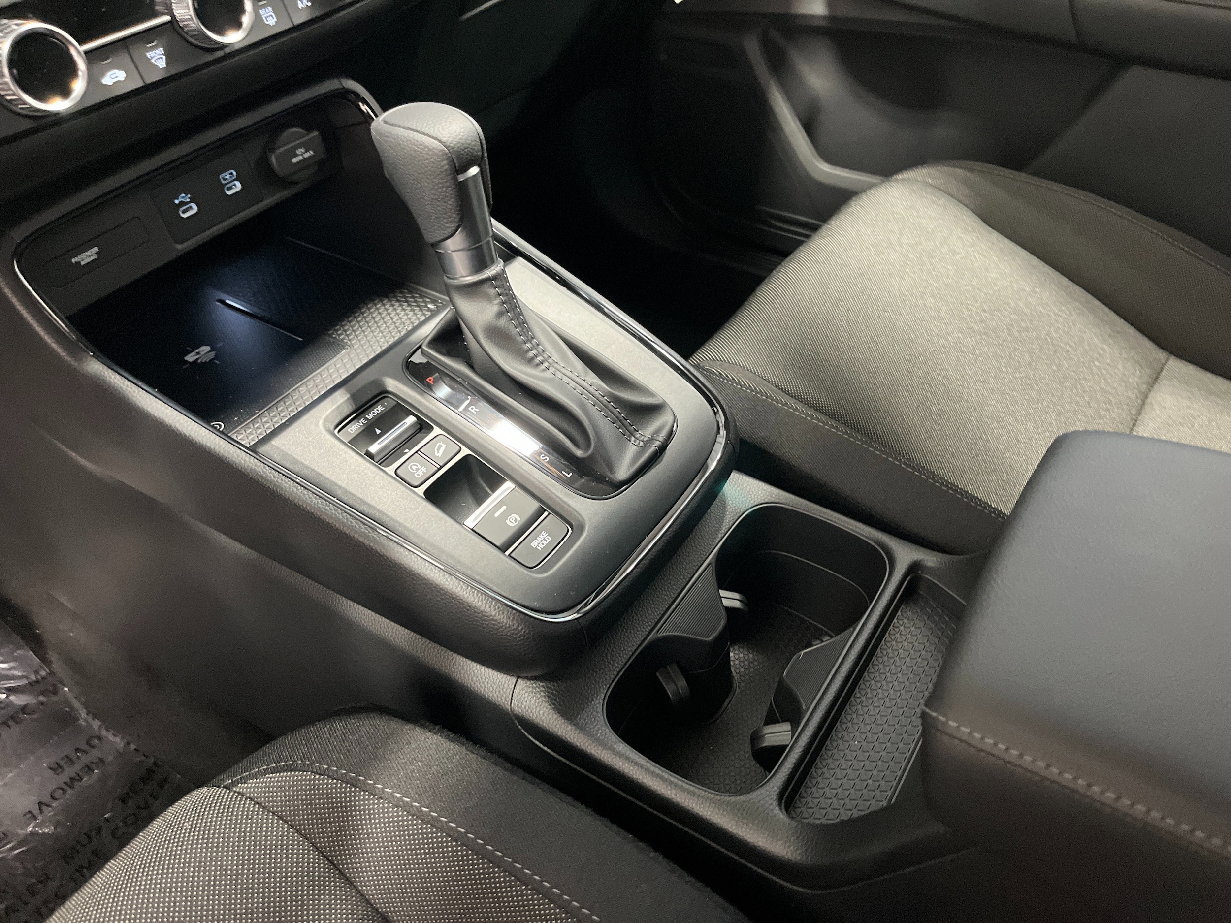 2026 Honda CR-V LX - Photo 14