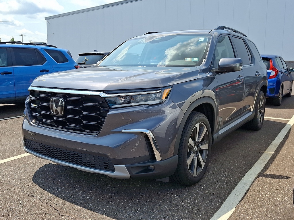Used 2024 Honda Pilot Touring SUV